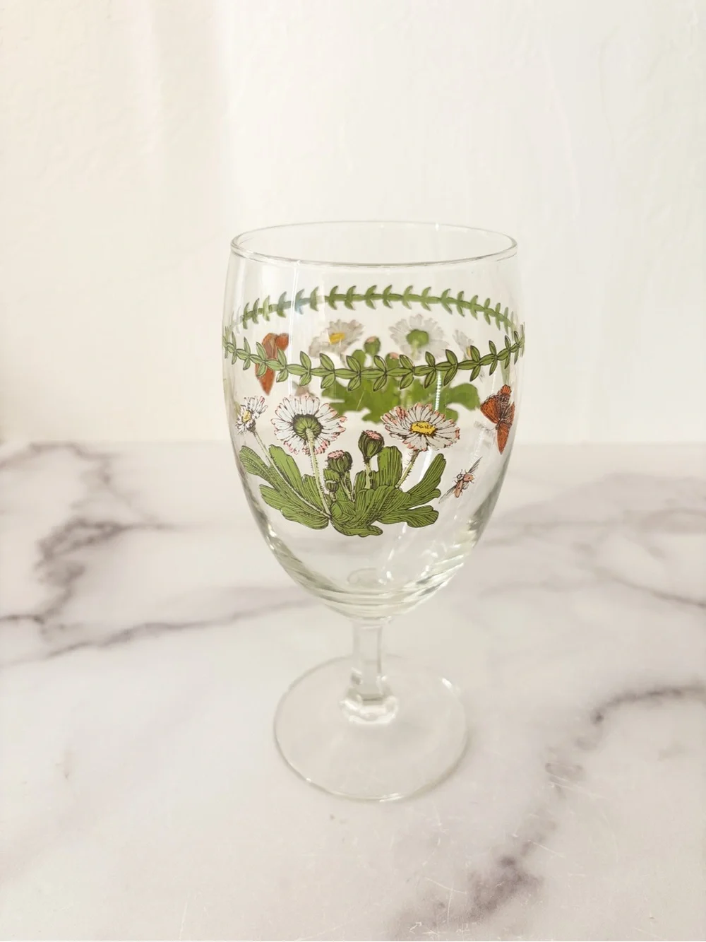 Portmeirion Botanic Garden Botanical & Butterfly Stemmed Glass - Daisy